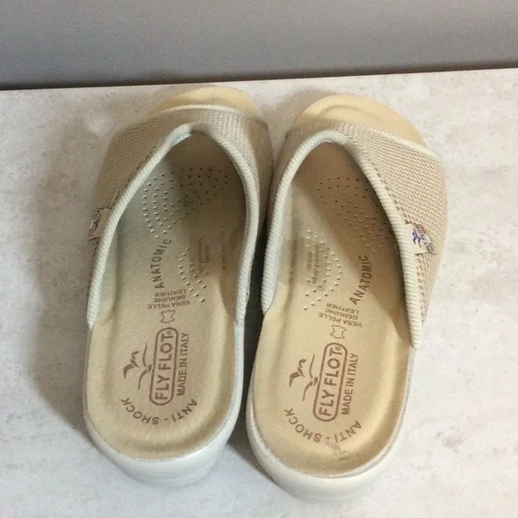 6.5 EU 37 FlyFlot Italian tan mesh slip on sandals - Picture 4 of 12